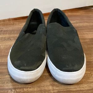 Vince Camuto Camo Sneakers